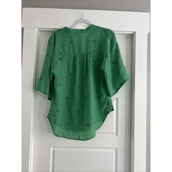 Figueroa and Flower Top Womens Green Small Lightweight Mid Sleeve Blouse Eyelet - Picture 7 of 7